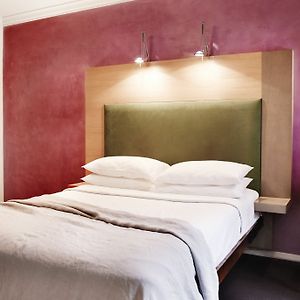 Deluxe Zimmer mit Kingsize-Bett